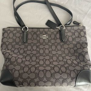 Coach Purse.